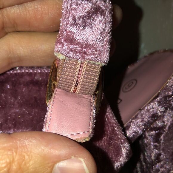 Rouge 9 Raspberry Smoothie Pink Crushed Velvet Peep Toe Heeled Shooties - Picture 8 of 9